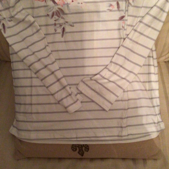 Apricot floral and gray crew neck l/s jersey - Picture 6 of 7